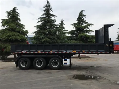 ما هي متطلبات التأمين للقلابة نصف المقطورة ثلاثية المحاور؟